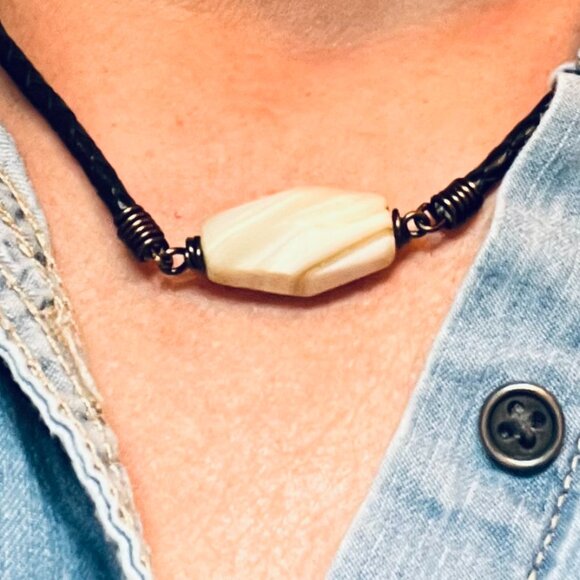 Braided Leather Necklace, Vintage White Agate, Men's Women's Layering Necklace - Picture 5 of 8